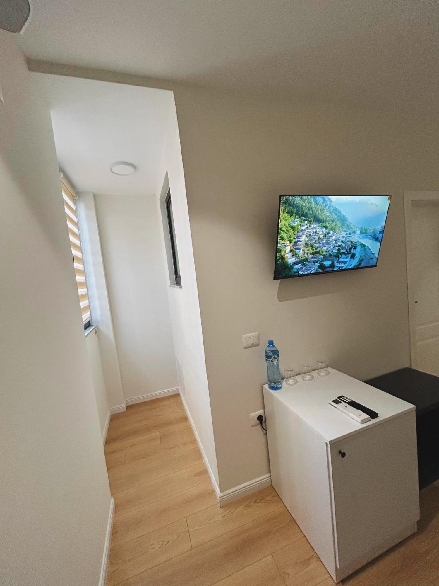 Clinton Tirana Inn 외부 사진